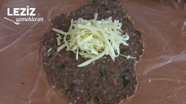 Kaşarlı Köfte Tarifi