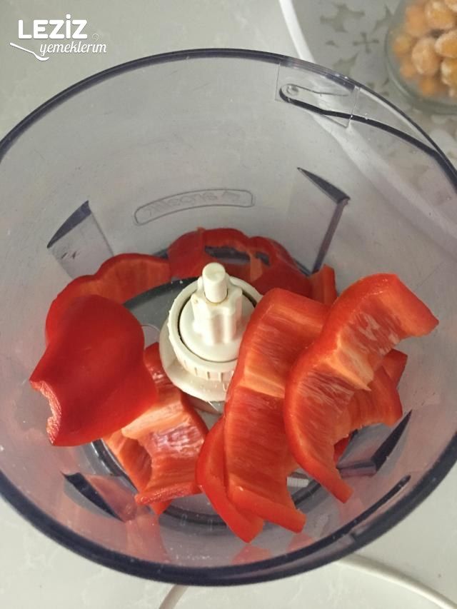 Zerdaçallı Tel Şehriyeli Şifa Çorbası