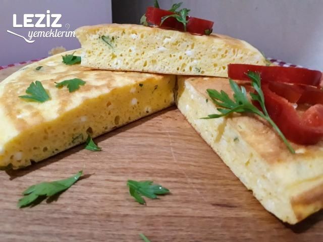 Kahvaltıya Börek Tadında Omlet