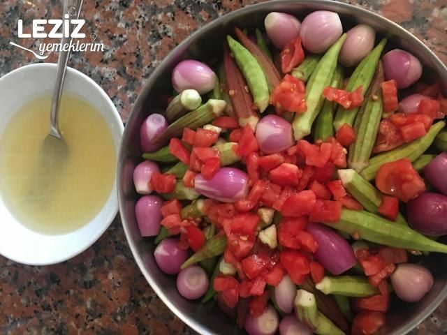 Zeytinyağlı Bamya Yapımı