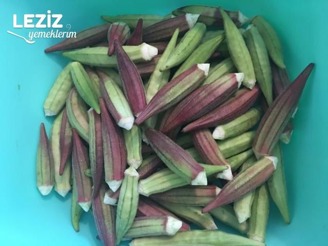 Zeytinyağlı Bamya Yapımı