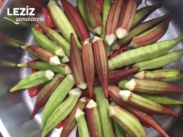 Zeytinyağlı Bamya Yapımı