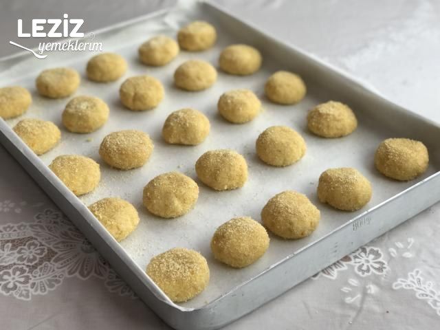 Şerbeti Kaynatılmayan Nefis Hira Tatlısı