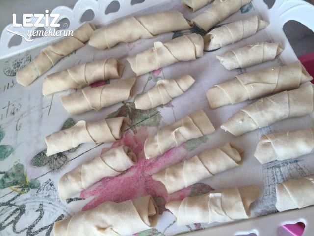 El Açması Sigara Böreği