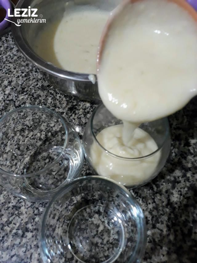 Ev Yapımı Muzlu Puding Tarifi Leziz Yemeklerim