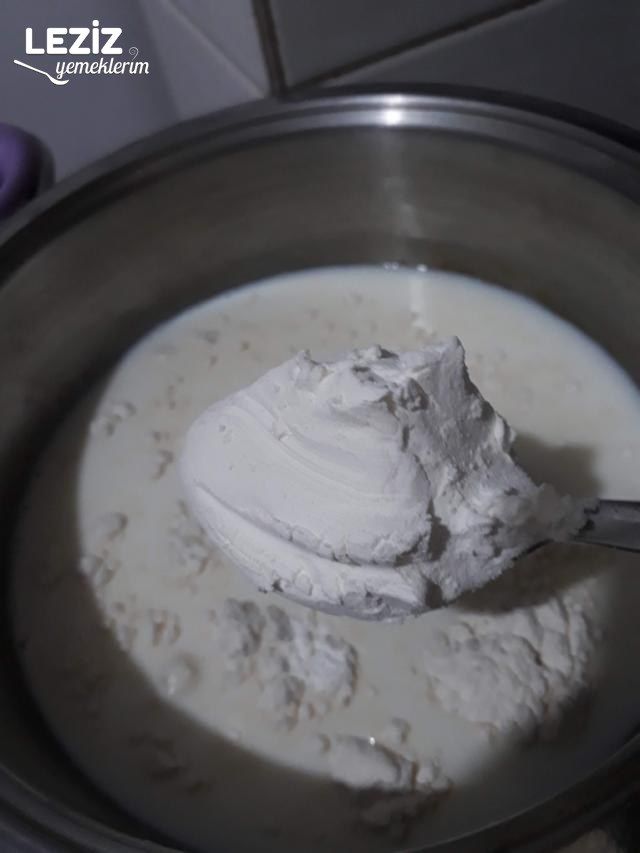 Ev Yapımı Muzlu Puding Tarifi