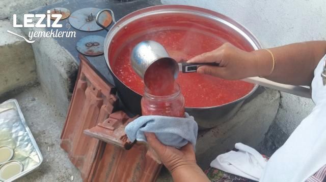 Menemenlik Kavanoz Sos Tarifi