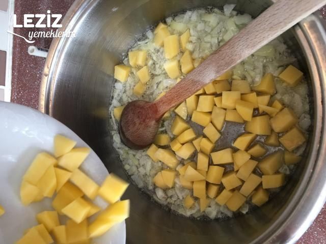 Pırasa Çorbası Tarifi