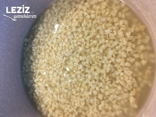 Pancarlı Buğday Çorbası