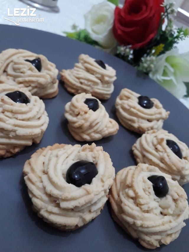 Yer Fıstıklı Leziz Kurabiye