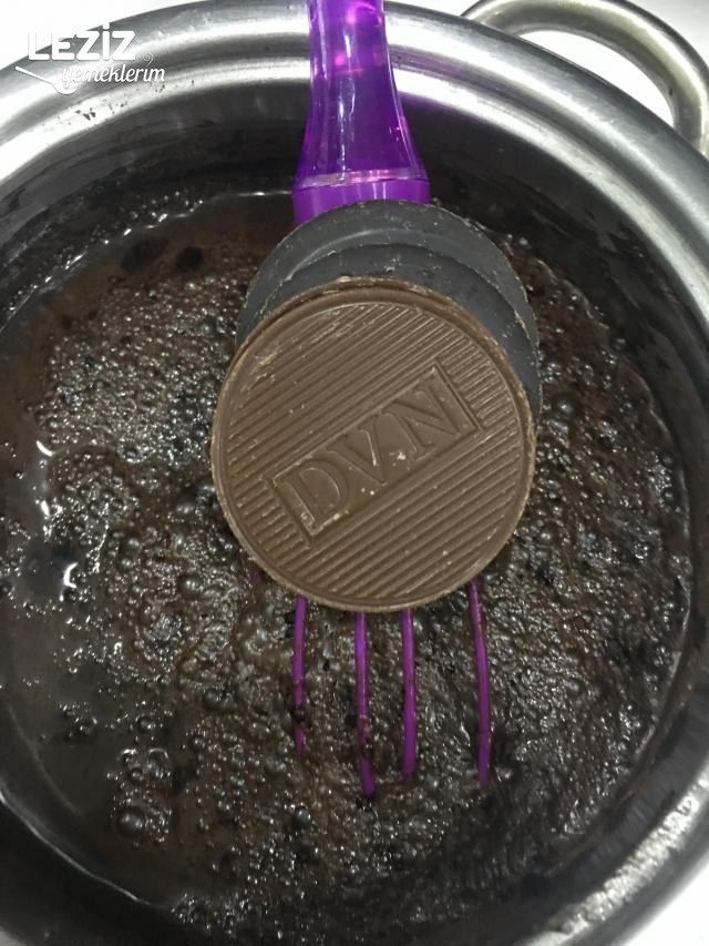 Çok Pratik Elmalı Çikolatalı Top Tatlısı