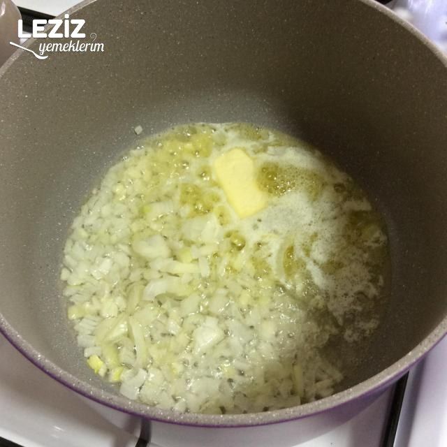 Kereviz Sapı Yaprağı Çorbası