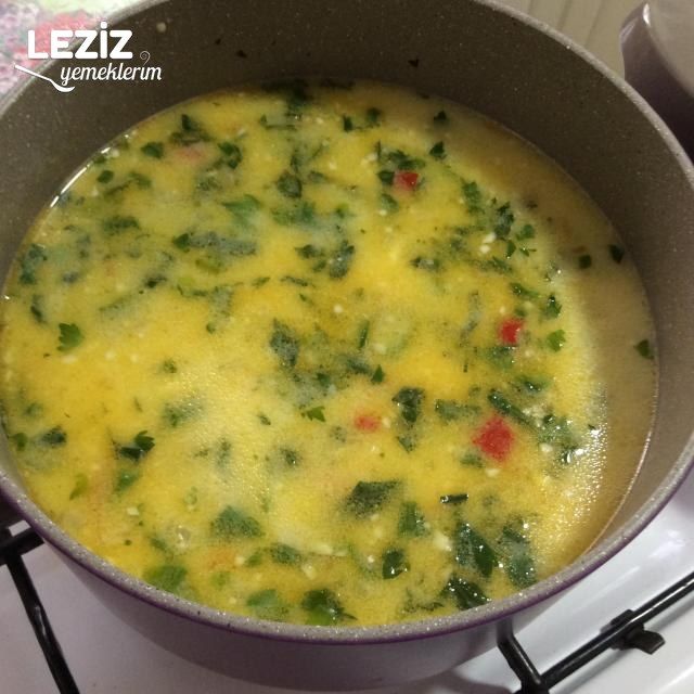 Kereviz Sapı Yaprağı Çorbası