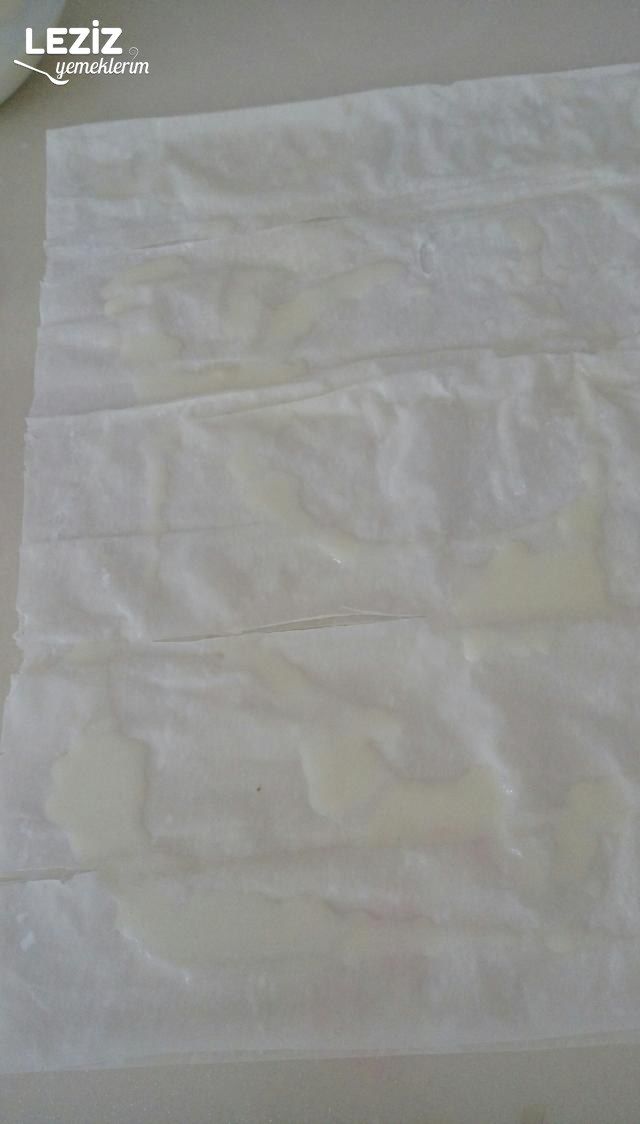 Baklavalık Yufka İle Çıtır Börek