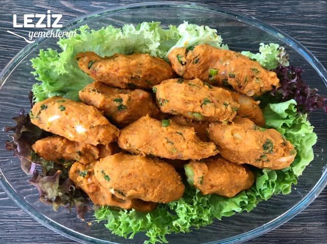 Mercimek Köftesi (Tüm Aşamalarıyla)