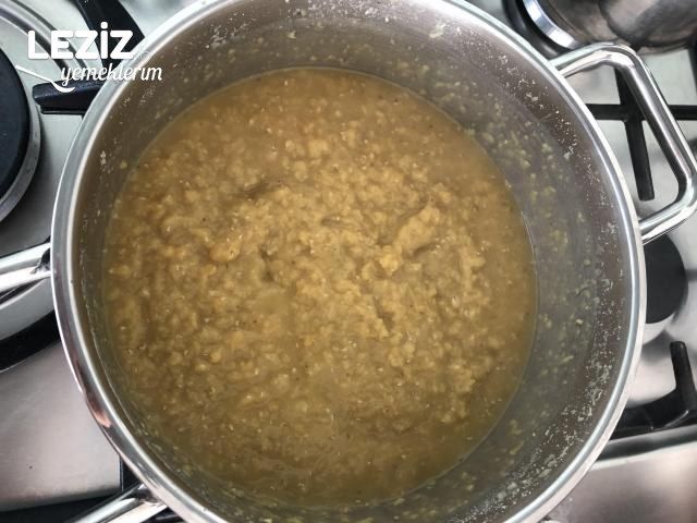 Mercimek Köftesi (Tüm Aşamalarıyla)