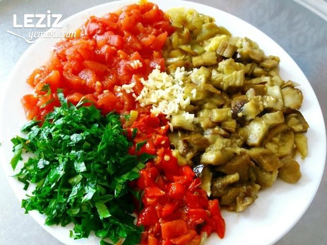 Közlenmiş Sebze Mezesi Tarifi