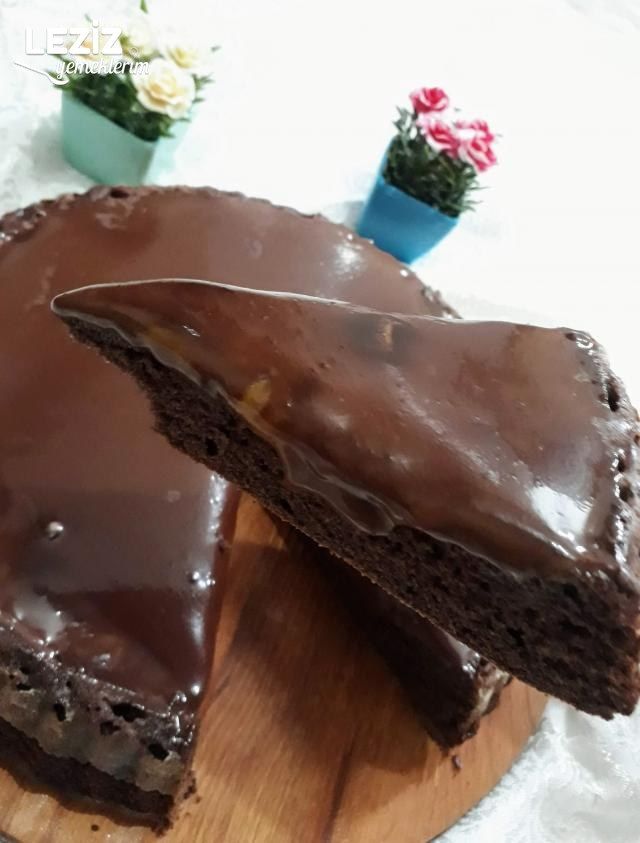 Caramio Tadında Çikolatalı Karamelli Pasta