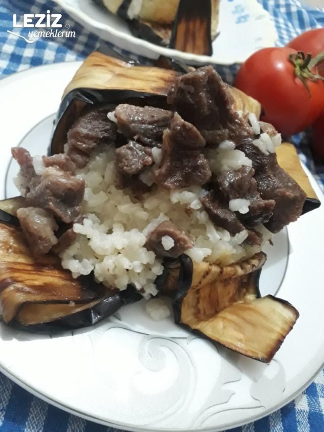 Porsiyonluk Güveçlerde Patlıcan Perdeli Kavurmalı Pilav