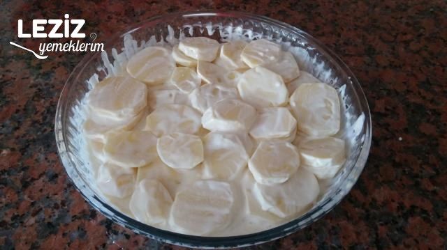 Fırında Kremalı Patates Dilimleri
