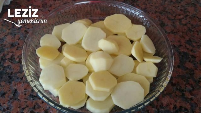 Fırında Kremalı Patates Dilimleri