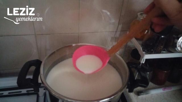 Kavanozda Ev Yapımı Yoğurt Tarifi (Püf Noktaları İle)