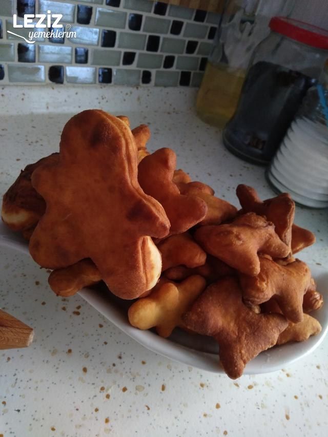 Kabartma Tozlu Pratik Pişi