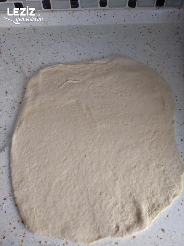 Kabartma Tozlu Pratik Pişi