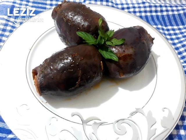 Tavukla Pişen Patlıcan Dolması