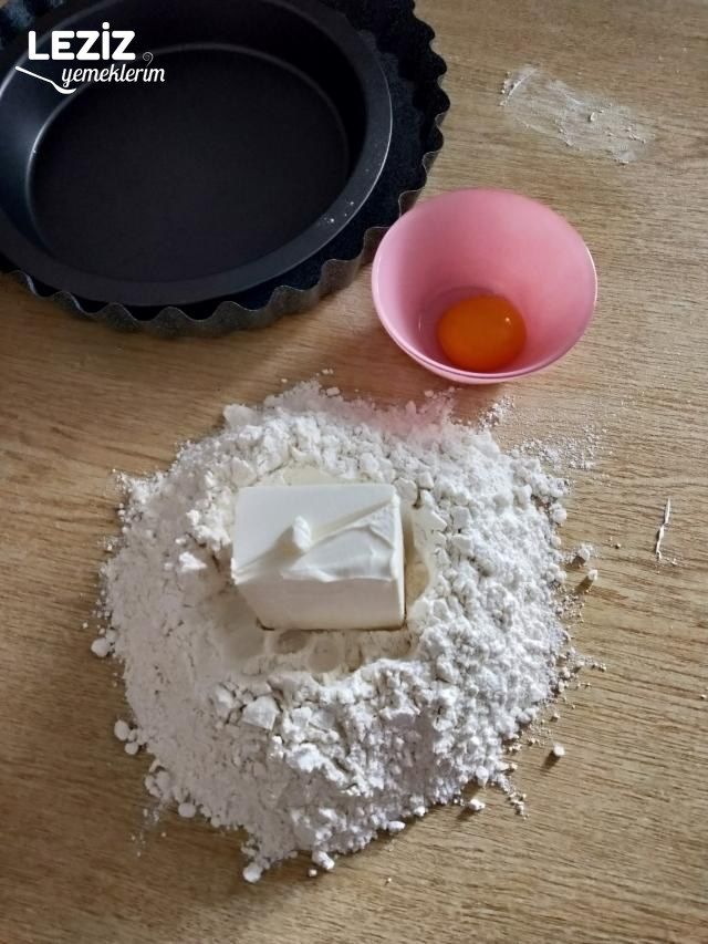 Pırasa Havuç Ve Peynirli Kiş