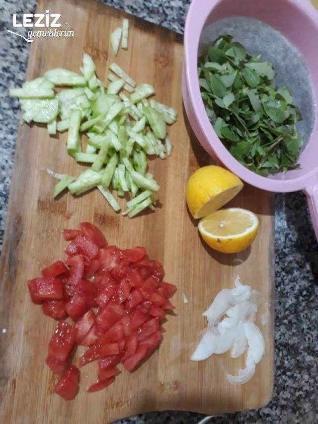 Semizotlu Renkli Salata