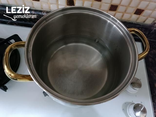 Nohutlu Şehriye Çorbası