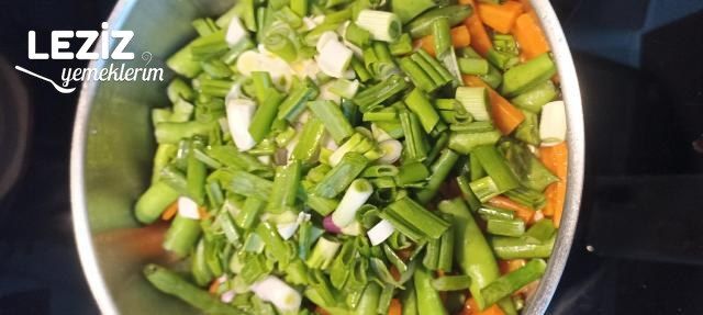 Taze Bakla Tarifi (Taze Soğanlı, Havuçlu)