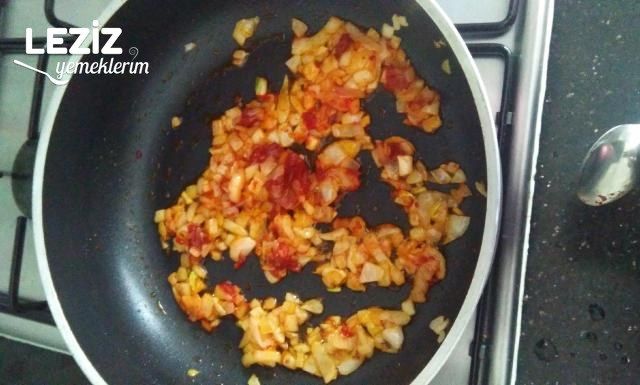 Pirinçli Ispanak Yemeğinin Tarifi