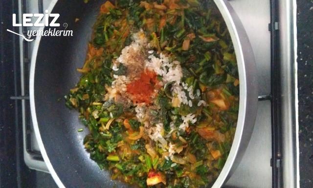 Pirinçli Ispanak Yemeğinin Tarifi