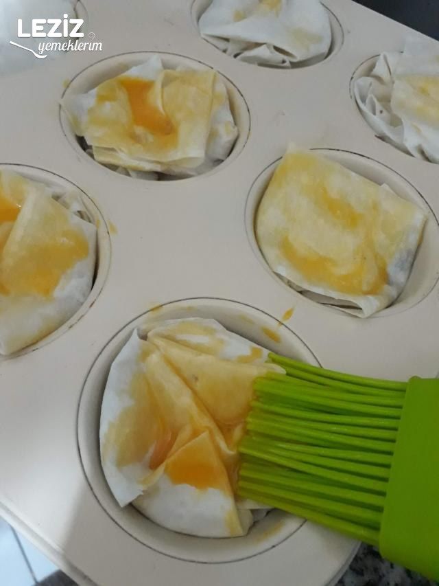 Çokokremli Börekcikler