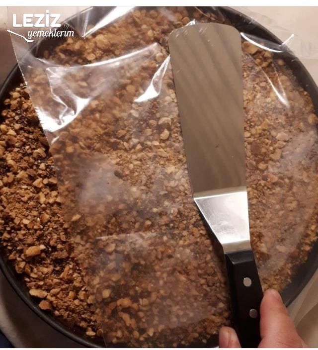 Bisküvili Pasta Tarifi Nasıl Yapılır