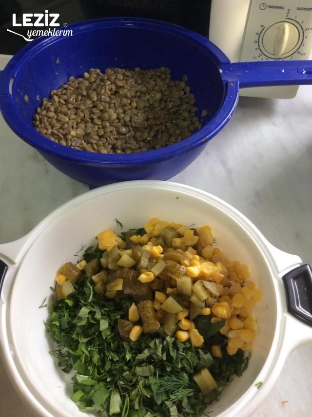 Yeşil Mercimek Salatası Yapımı