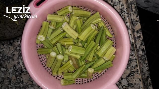 Zeytinyağlı Bamya Yemeği
