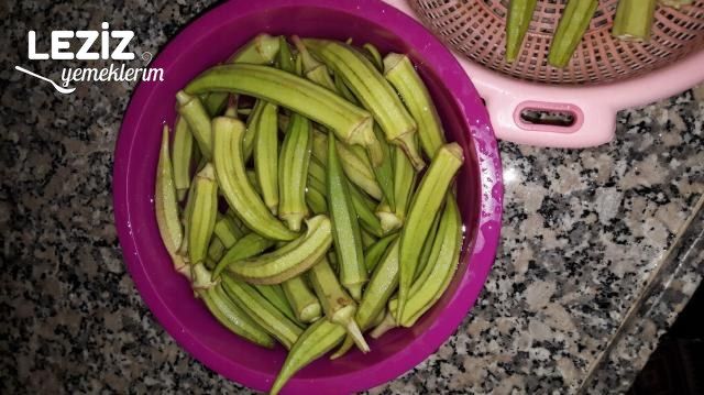 Zeytinyağlı Bamya Yemeği