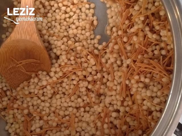 Kuskus Pilavı