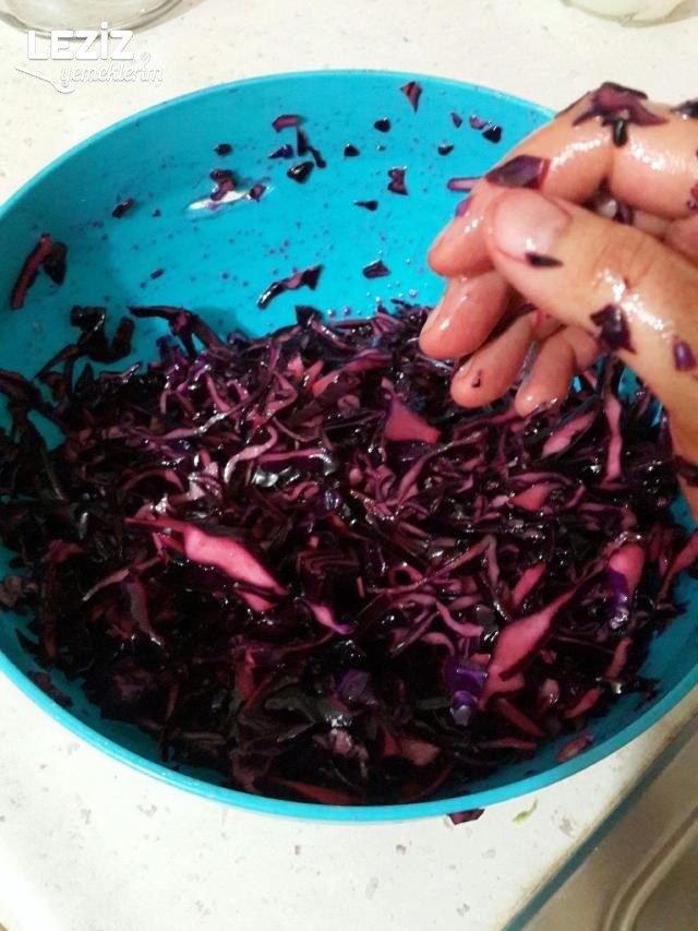 Ertesi Güne Hazır Mor Lahana Turşusu
