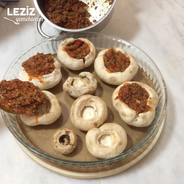 Kaşarlı Mantar Dolması