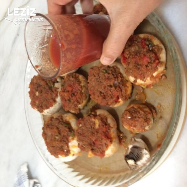 Kaşarlı Mantar Dolması