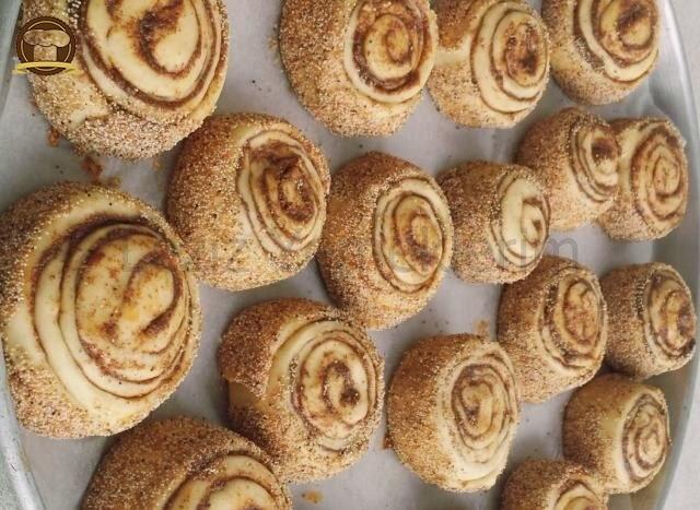 Haşhaşlı Rulo Çörek