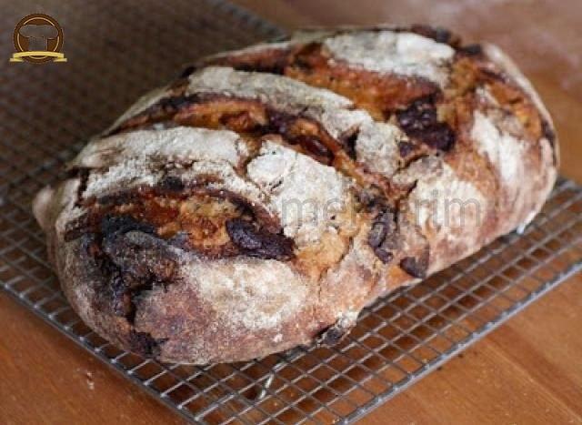 İncirli Çikolatalı Ekmek