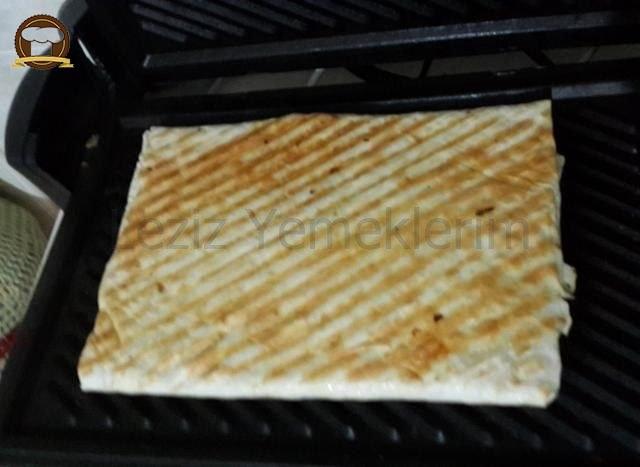 Tost Makinesinde Kabaklı Gözleme (Aşamalı Anlatım)