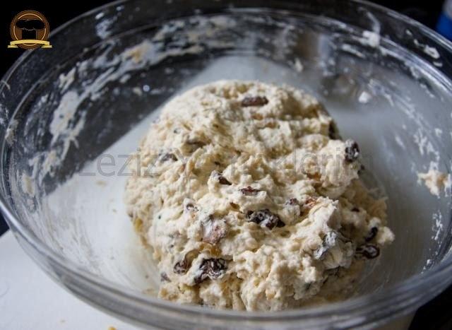Cevizli Üzümlü Ekmek