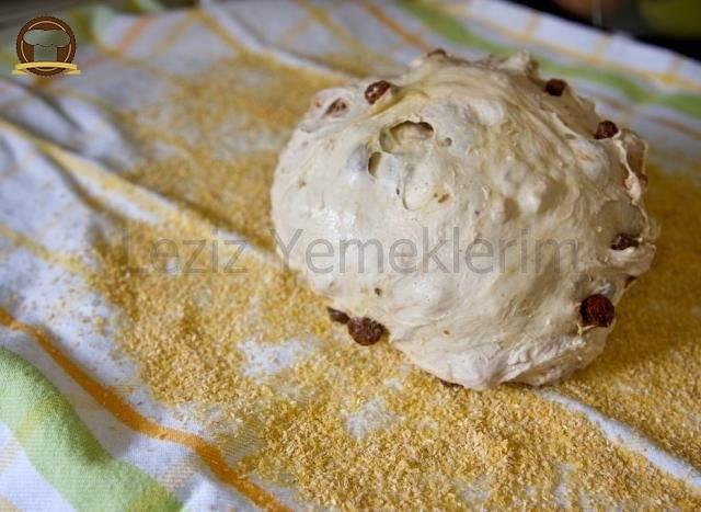 Cevizli Üzümlü Ekmek