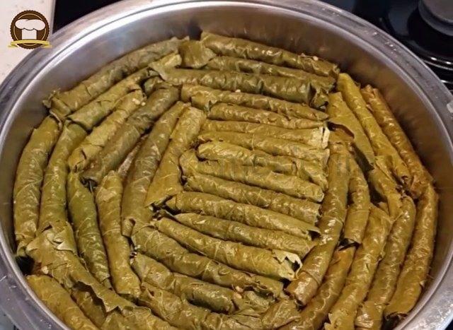 Zeytinyağlı Yaprak Sarma Yapılışı